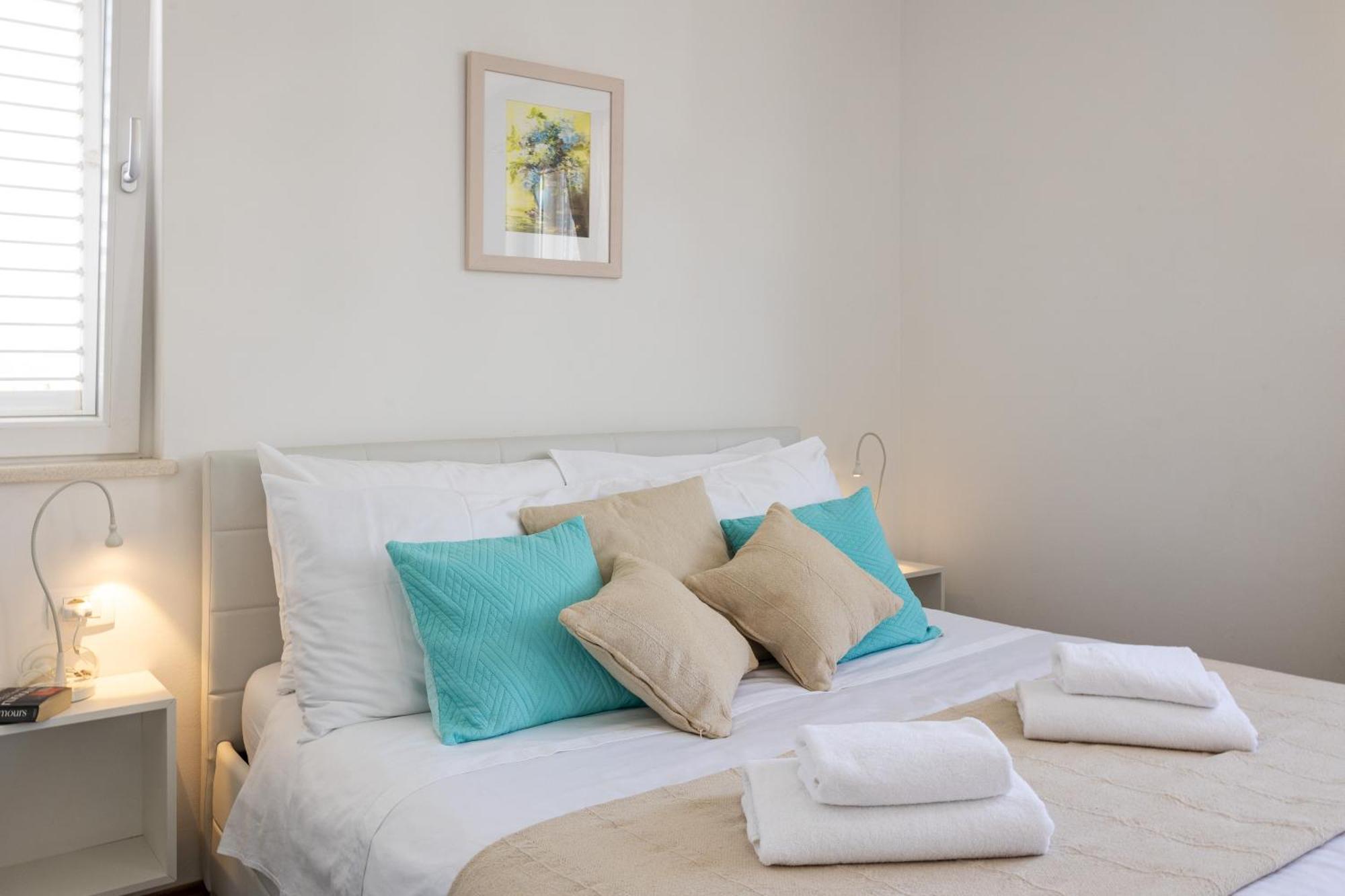 Apartments Sandra Solitudo II Дубровник Екстериор снимка