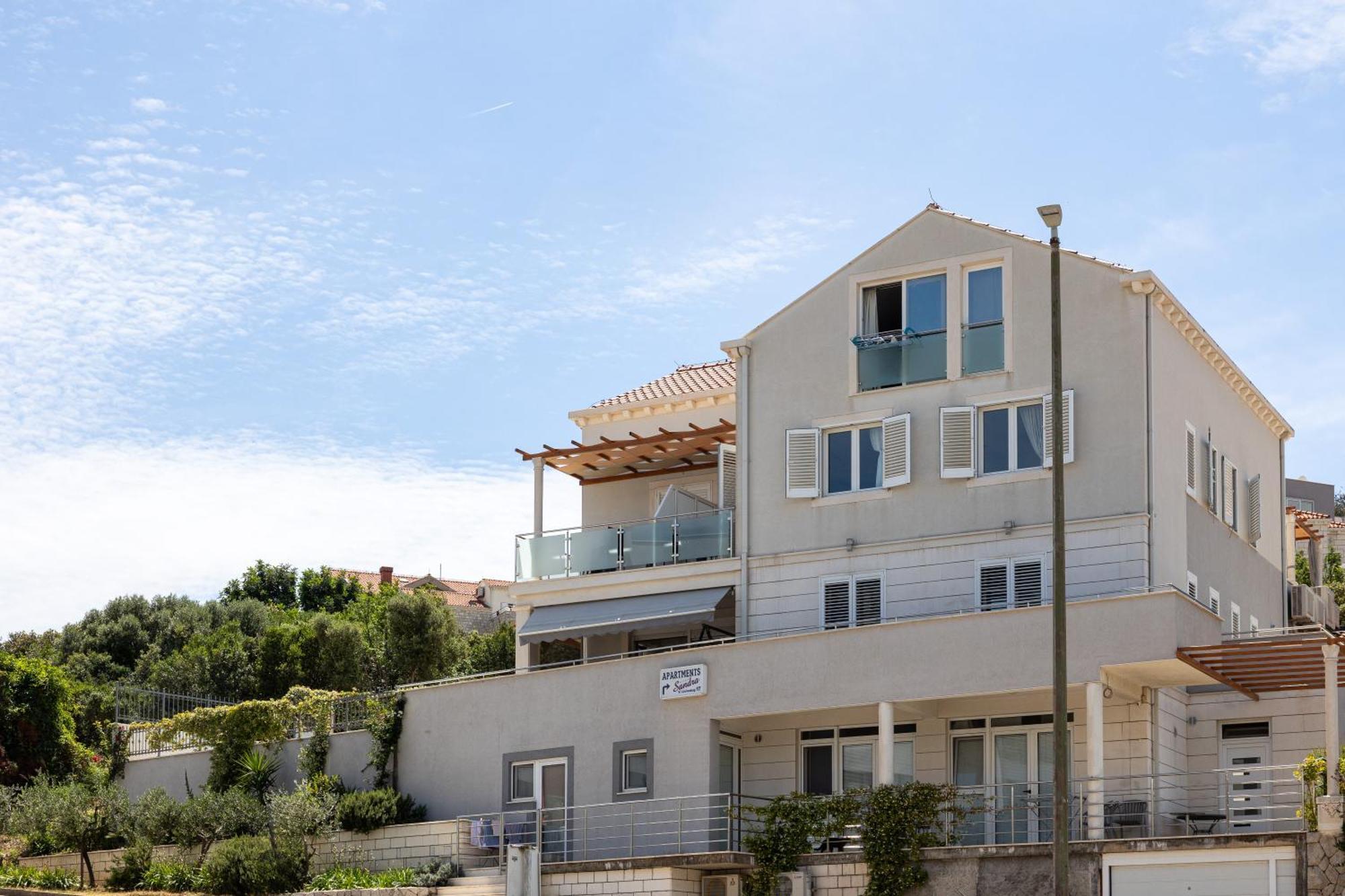 Apartments Sandra Solitudo II Дубровник Екстериор снимка