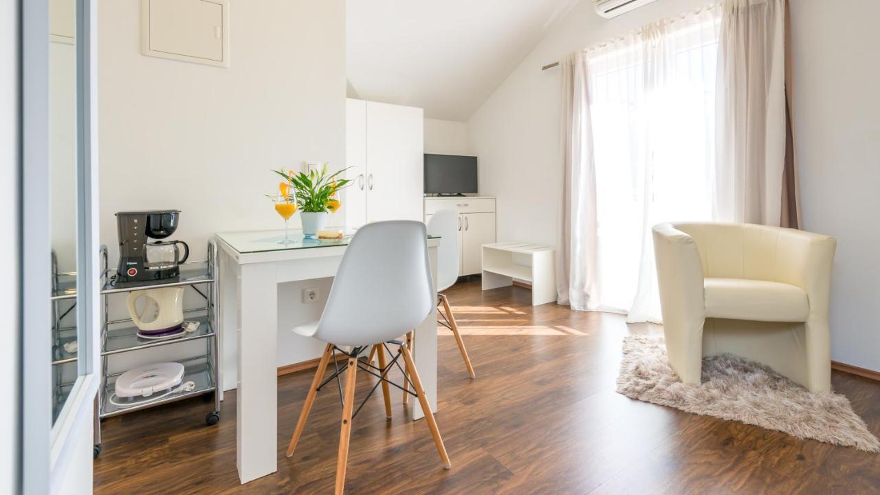 Apartments Sandra Solitudo II Дубровник Екстериор снимка